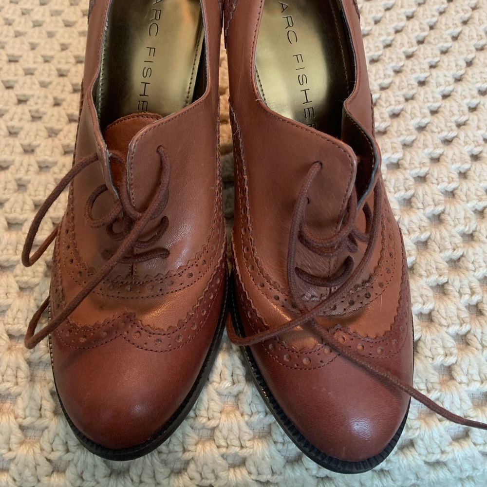 Marc fisher Oxford booties